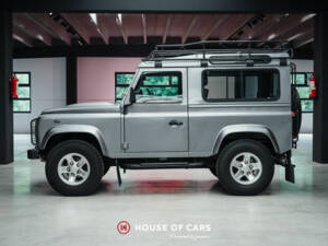 Image 10/25 of Land Rover Defender 90 (2013)
