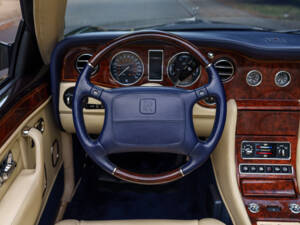 Afbeelding 16/33 van Rolls-Royce Corniche V (2001)