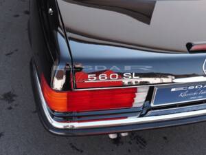 Image 12/23 of Mercedes-Benz 560 SL (1989)
