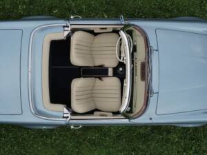 Image 2/16 of Mercedes-Benz 280 SL (1968)
