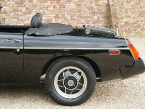 Image 27/50 of MG MGB Limited Edition (1980)