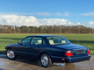 Image 6/7 of Jaguar XJ6 Sport 3.2 (1996)