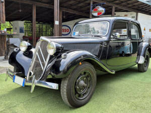 Image 4/47 of Citroën Traction Avant 11 BL (1955)