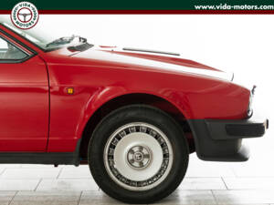 Image 5/32 of Alfa Romeo GTV 6 2.5 (1981)