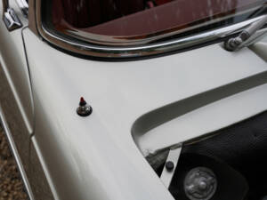 Image 21/50 of Mercedes-Benz 280 SL (1969)