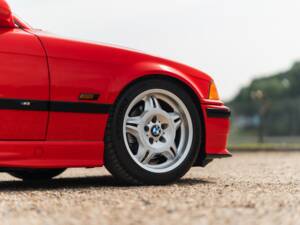 Image 15/37 of BMW M3 (1994)