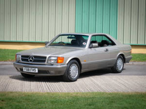 Image 8/31 de Mercedes-Benz 560 SEC (1988)