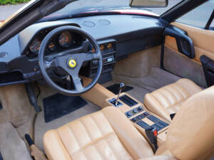 Image 3/50 de Ferrari 328 GTS (1989)