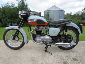 Image 2/46 de Triumph DUMMY (1959)