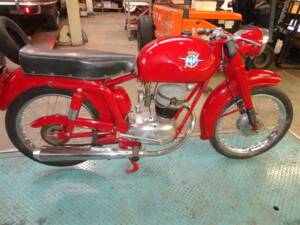 Image 2/13 of MV Agusta DUMMY (1957)