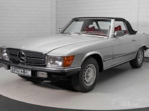 Image 17/19 of Mercedes-Benz 450 SL (1979)