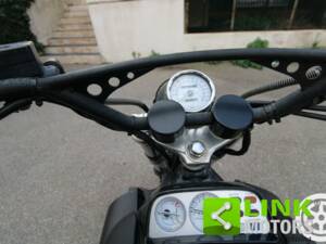 Image 8/10 de Yamaha DUMMY (1997)