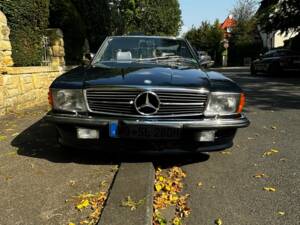 Image 15/21 of Mercedes-Benz 280 SL (1985)