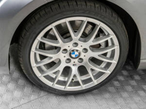 Imagen 23/50 de BMW 325i (2007)