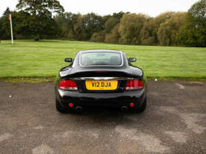 Afbeelding 8/50 van Aston Martin V12 Vanquish S (2005)