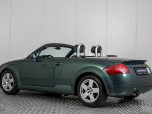 Image 13/50 of Audi TT 1.8 T (2001)