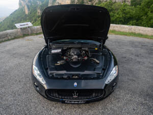 Afbeelding 11/12 van Maserati GranTurismo S (2011)