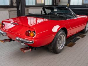 Imagen 5/25 de Ferrari 365 GTS&#x2F;4 Daytona (1970)