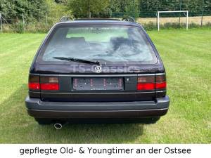 Image 3/15 of Volkswagen Passat Variant 1.8 (1992)