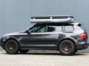 Image 21/75 of Porsche Cayenne GTS (2009)