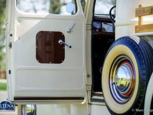 Bild 6/31 von Ford Pickup (1946)