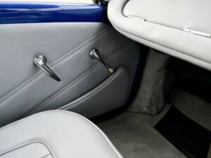 Bild 49/50 von Daimler SP 250 (1963)