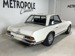 Image 10/25 of Mercedes-Benz 280 SL (1969)