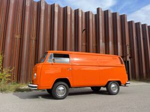 Afbeelding 9/87 van Volkswagen T2b panel van (1977)