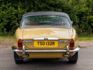 Bild 6/40 von Daimler Sovereign 4.2 (1976)