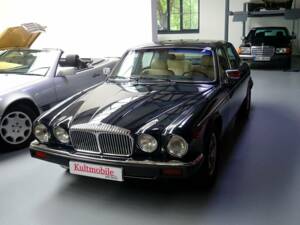 Bild 3/20 von Daimler Double Six (1988)