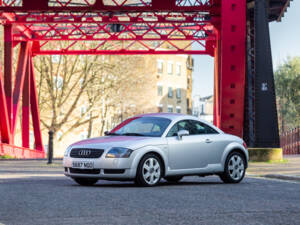 Bild 17/50 von Audi TT 1.8 T (1999)