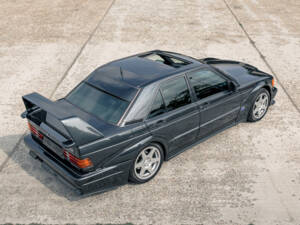 Imagen 5/51 de Mercedes-Benz 190 E 2.5-16 Evolution II (1991)
