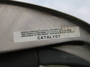 Image 64/92 of DeLorean DMC-12 (1982)