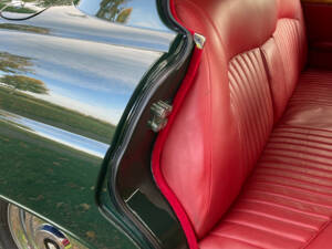 Image 46/52 de Jaguar 420 G (1967)