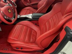 Bild 16/68 von Ferrari California (2009)