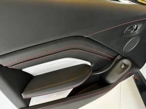 Imagen 13/50 de Aston Martin Vantage V8 (2019)