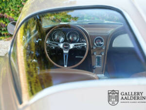 Image 43/50 of Chevrolet Corvette Sting Ray (1963)