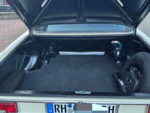 Image 5/9 of Mercedes-Benz 250 C (1972)