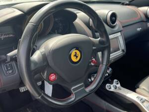Immagine 9/44 di Ferrari California (2009)