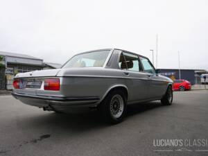 Immagine 12/76 di BMW 3,3 L (1975)