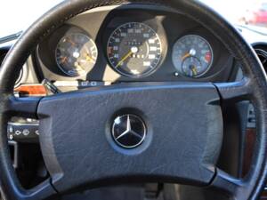 Image 27/36 of Mercedes-Benz 300 SL (1987)