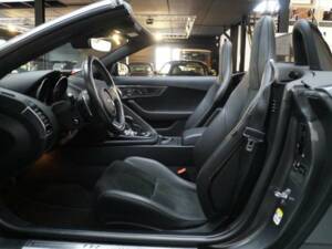 Image 10/50 of Jaguar F-Type (2019)