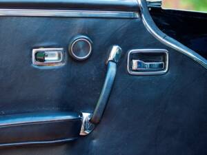 Image 79/188 of Mercedes-Benz 280 SE 3,5 (1971)