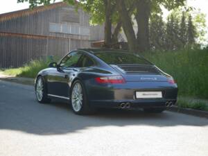 Image 9/33 of Porsche 911 Carrera S (2005)