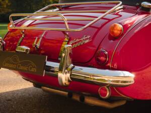 Imagen 9/21 de Austin-Healey 3000 Mk III (BJ8) (1966)