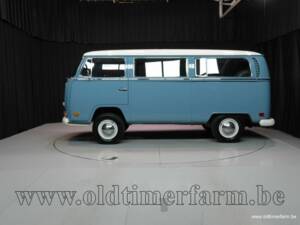 Image 6/15 of Volkswagen T2a Kombi (1969)