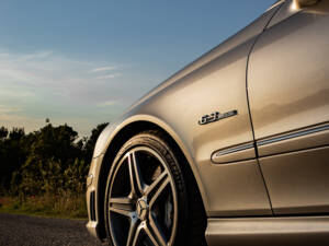 Image 49/50 of Mercedes-Benz CLK 63 AMG (2007)