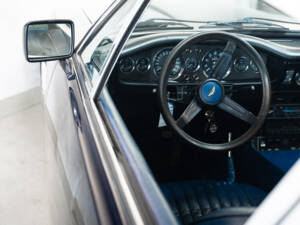 Immagine 6/36 di Aston Martin DBS V8 (1972)