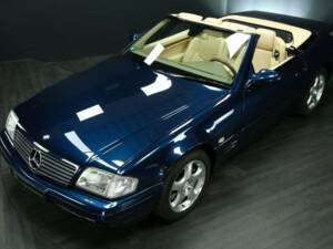 Imagen 24/30 de Mercedes-Benz SL 500 (2000)