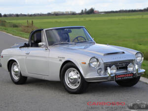 Afbeelding 6/42 van Datsun Fairlady 2000 (1969)